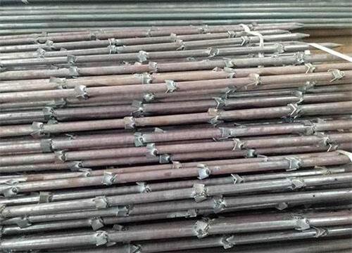 桐梓隧道钢花管